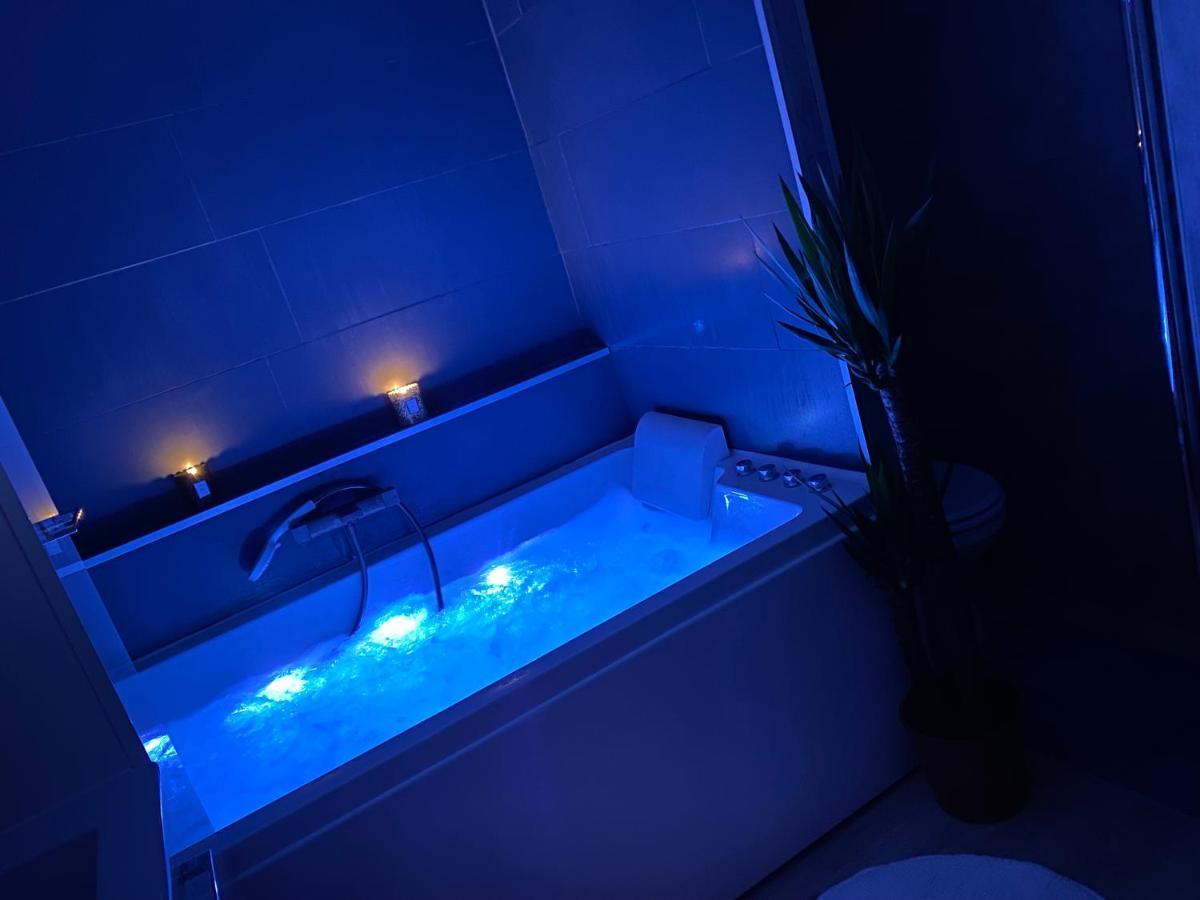 Sublime Appartement Avec Balneo Toulouse Exteriér fotografie